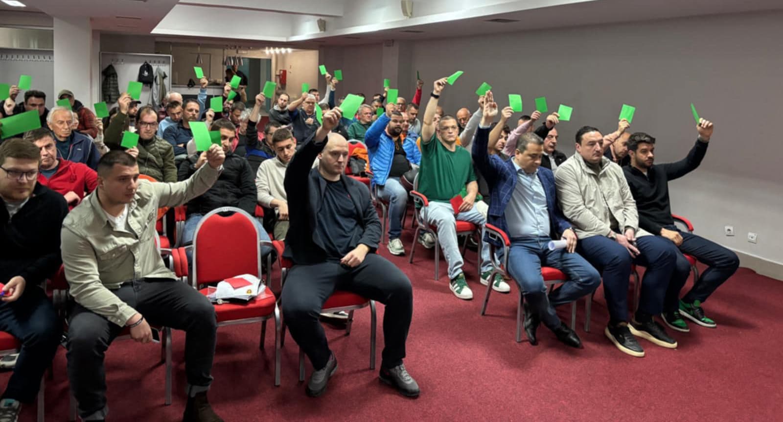 ministerot borko ristovski go pozdravi obedinuvanjeto vo makedonskoto plivanje image