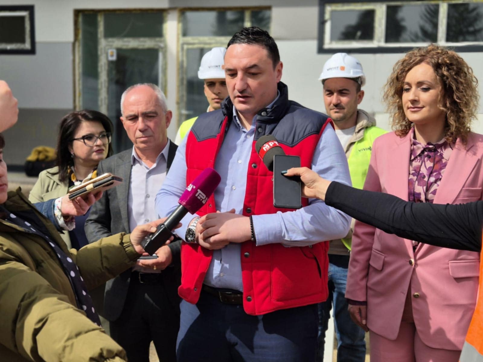 ministerstvoto za sport gi otkocuva zaglavenite proekti od ams bitola za letniot period kje ima nov bazen image