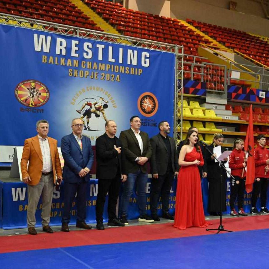 otvoreno balkanskoto prvenstvo vo borenje vo mladinski kategorii ministerot borko ristovski gi pozdravi mladite sportisti image 82jh